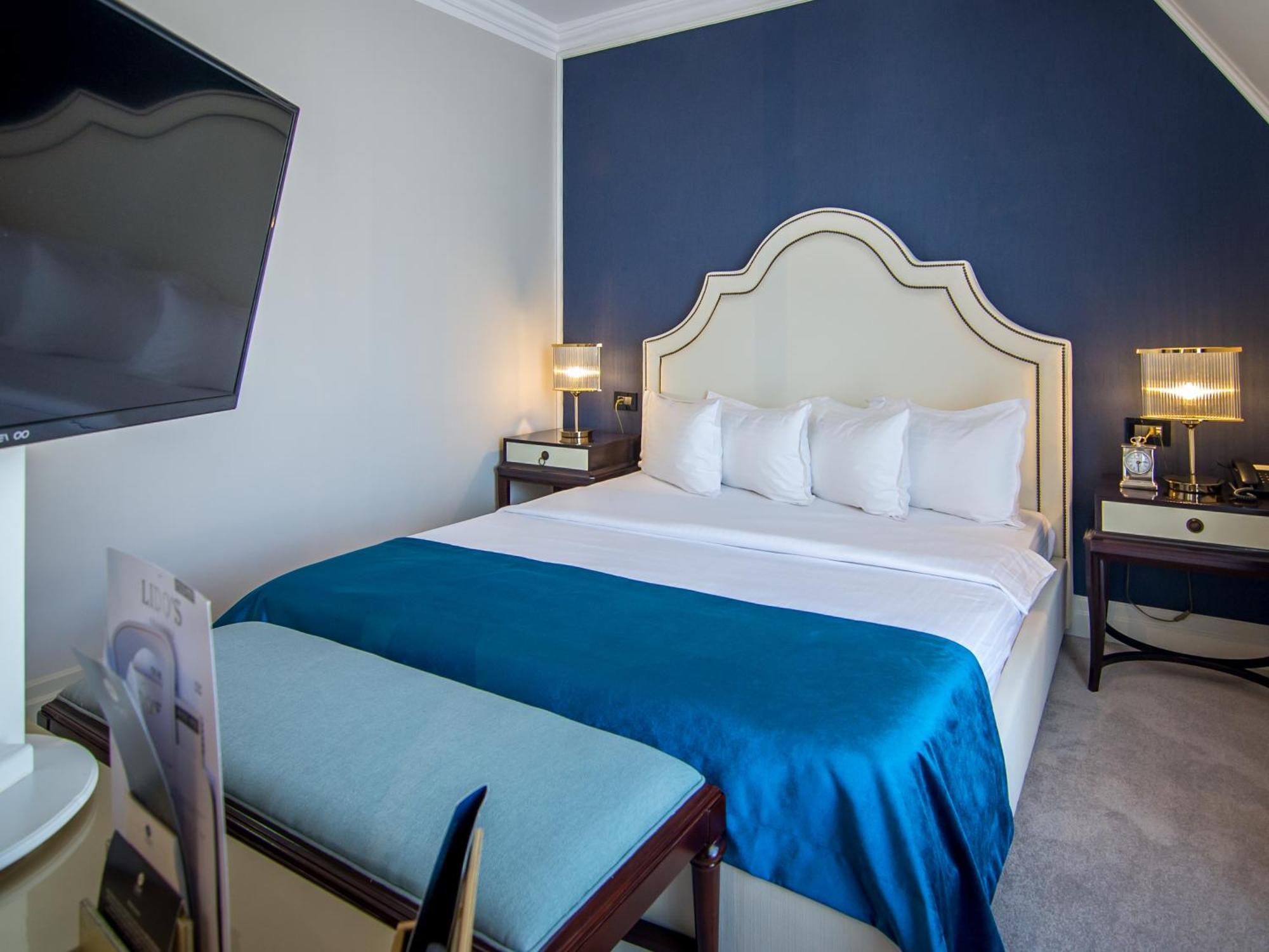 Lido By Phoenicia Hotel
